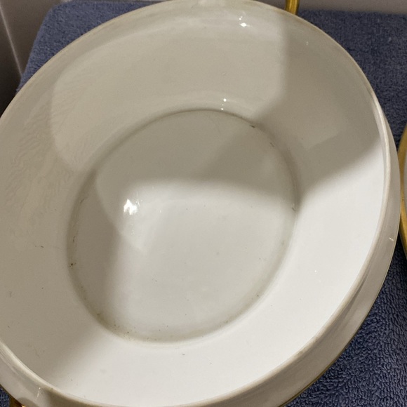 Vintage Bavaria Soup Tureen - Picture 5 of 14